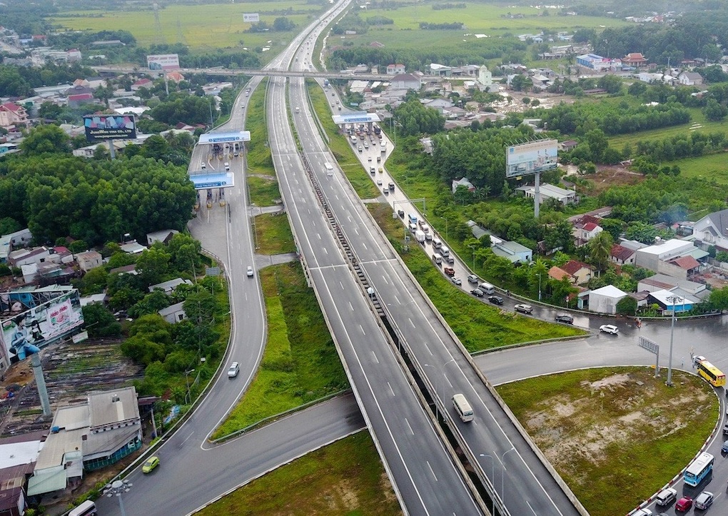 Đường cao tốc là gì?